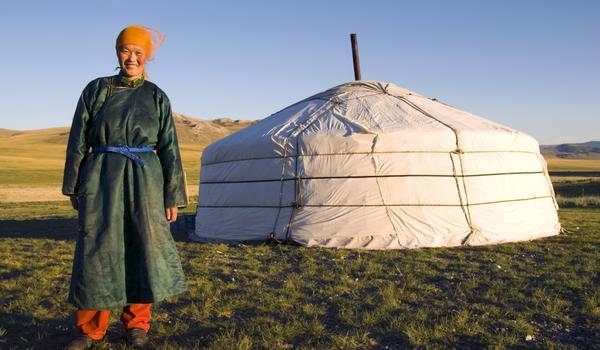  Mongolia - Jurty na Gobi
